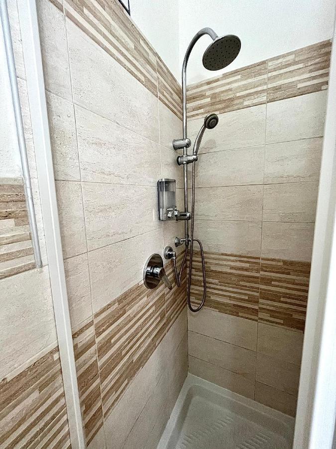 Ca Del Vins - Studio Flat In La Spezia Dış mekan fotoğraf